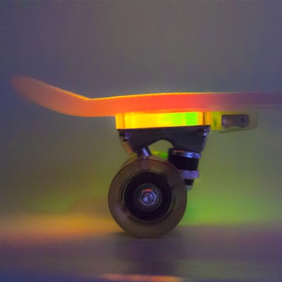 Pennyboard NILS EXTREME LED MILK