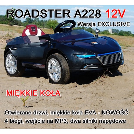 NAJNOWSZY ROADSTER A228, DWA SILNIKI,OTWIERA DRZWI. MIĘKKIE KOŁA