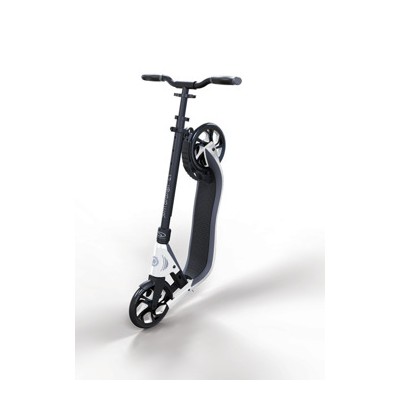 Scooter GLOBBER 477 ONE NL 205 / black-white/