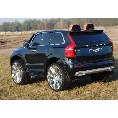 ORYGINALNE  VOLVO XC 90 JEDYNA TAKA WERSJA, LAKIER, BLUETOOTH