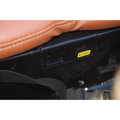 ORYGINALNE  VOLVO XC 90 JEDYNA TAKA WERSJA, LAKIER, BLUETOOTH