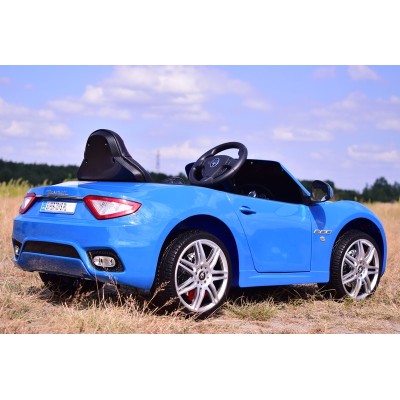 MASERATI GRANCABRIO MY18 Z AMORTYZATORAMI, PILOT, PANEL, RADIO FM, BLUETOOTH, LAKIER/S302