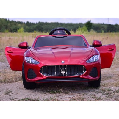 MASERATI GRANCABRIO MY18 Z AMORTYZATORAMI, PILOT, PANEL, RADIO FM, BLUETOOTH, LAKIER/S302
