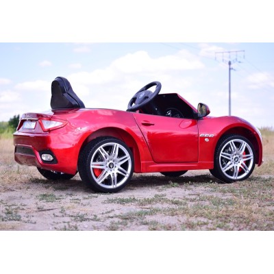 MASERATI GRANCABRIO MY18 Z AMORTYZATORAMI, PILOT, PANEL, RADIO FM, BLUETOOTH, LAKIER/S302