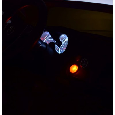 MERCEDES GLC 63S LICENCJA, 4X4, 2x12V, WALIZKA, MIĘKKIE KOŁA EVA, MIĘKKIE SIEDZENIE, LAKIER POLEROWANY, FULL OPCJA/XMX608