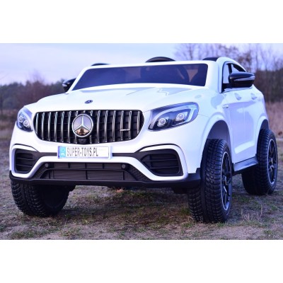 MERCEDES GLC 63S LICENCJA, 4X4, 2x12V, MIĘKKIE KOŁA EVA, MIĘKKIE SIEDZENIE, WALIZKA, FULL OPCJA/XMX608