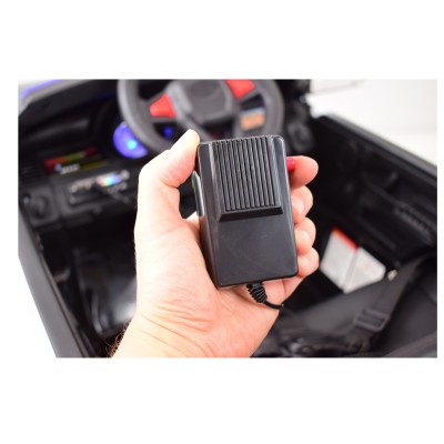 AUTO SUV POLICYJNY NA AKUMULATOR, MIĘKKIE SIEDZENIE, MĘKKIE KOŁA/JC002