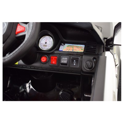 AUTO SUV POLICYJNY NA AKUMULATOR, MIĘKKIE SIEDZENIE, MĘKKIE KOŁA/JC002
