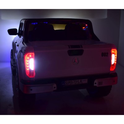 MERCEDES X LICENCJA POLICJA, 4X4 ,2x12V, MIĘKKIE KOŁA EVA, MIĘKKIE SIEDZENIE, 5 PUNKTOWE PASY /XMX606