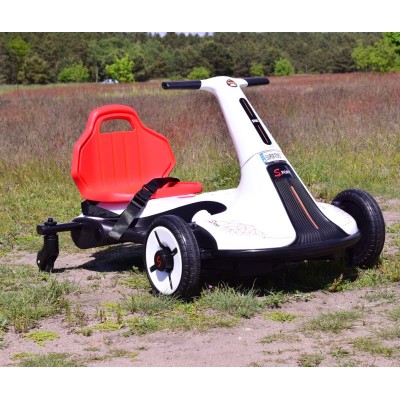 SZYBKI DRIFTUJĄCY GOKART, BLUETOOTH, ŚWIATŁA NOWOŚĆ/BDQ-8108