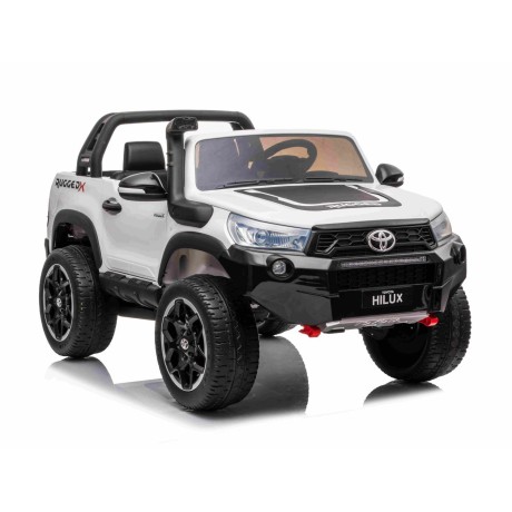 ORYGINALNA TOYOTA HILUX, 2X12V10AH W WALIZCE, PANEL SPORT, RADIO FM  4X4/DKHL850