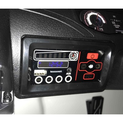 ORYGINALNA TOYOTA HILUX, 2X12V10AH W WALIZCE, PANEL SPORT, RADIO FM  4X4/DKHL850
