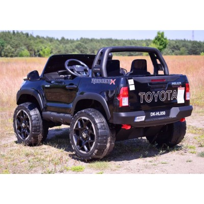 ORYGINALNA TOYOTA HILUX, 2X12V10AH W WALIZCE,MP4, LAKIER, FULL OPCJA 4X4 /DKHL850
