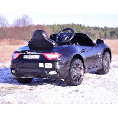 MASERATI GRANCABRIO MY18 Z AMORTYZATORAMI, PILOT, PANEL, RADIO FM, BLUETOOTH/S302
