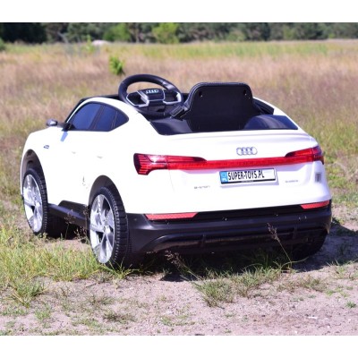 AUTO NA AKUMULATOR AUDI E-TRON SPORTBACK NAJLEPSZA WERSJA/QLS6688