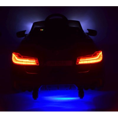 ORYGINALNE BMW M5  24V Z FUNKCJĄ DRIFTU - MIĘKKIE KOŁA, MIĘKKIE SIEDZENIE /SX2118
