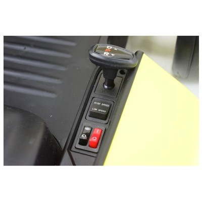 SZYBKI GOKART NA AKUMULATOR 12 V, CZUJNIK ANTYKOLIZYJNY/XMX-619