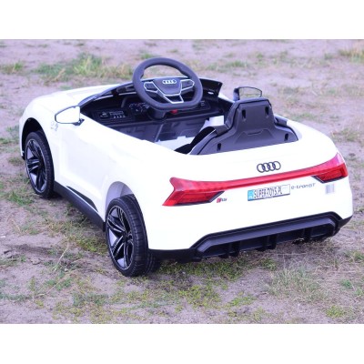 AUTO NA AKUMULATOR AUDI RS E-TRON GT , MIĘKKIE KOŁA, MIEKKIE SIEDZENIE, SUPER JAKOSĆ/QLS6888