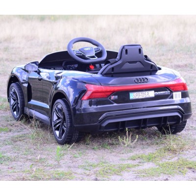 AUTO NA AKUMULATOR AUDI RS E-TRON GT , MIĘKKIE KOŁA, MIEKKIE SIEDZENIE, SUPER JAKOSĆ/QLS6888
