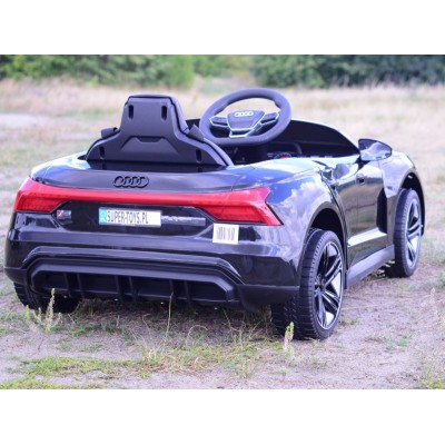 AUTO NA AKUMULATOR AUDI RS E-TRON GT , MIĘKKIE KOŁA, MIEKKIE SIEDZENIE, SUPER JAKOSĆ/QLS6888