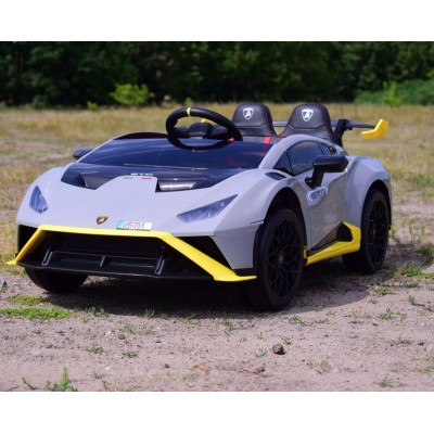 ORYGINALNE DRIFTUJĄCE  LAMBORGHINI  HURACAN STO NA AKUMULATOR/SMT-555-24V