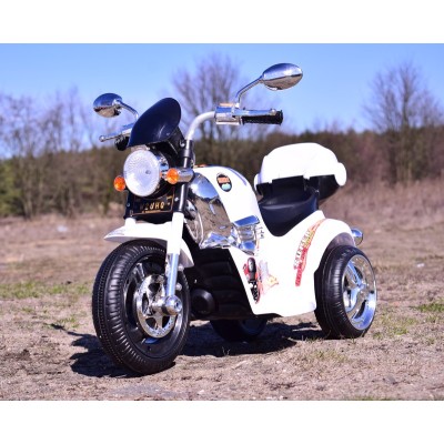 MOTOR CHOPPER  STRIKE Z  KUFERKIEM, KOGUTEM I POLICYJNYMI DŹWIĘKAMI/TR1508B