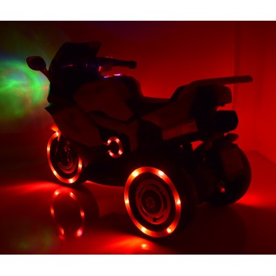 DUŻY MOTOR ŚCIGACZ  STRONG 2 EXCLUSIVE, ŚWIECĄCE KOŁA/DLX518