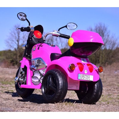 MOTOR CHOPPER  STRIKE Z  KUFERKIEM, KOGUTEM I POLICYJNYMI DŹWIĘKAMI/TR1508B