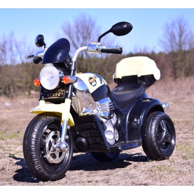 MOTOR CHOPPER  STRIKE Z  KUFERKIEM, KOGUTEM I POLICYJNYMI DŹWIĘKAMI/TR1508B