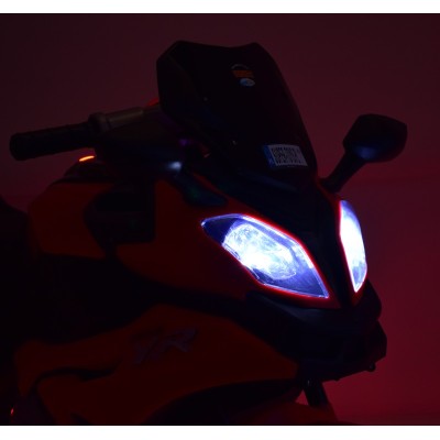 DUŻY MOTOR ŚCIGACZ  STRONG 2 EXCLUSIVE, ŚWIECĄCE KOŁA/HLX2018