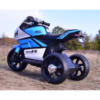 DUŻY MOTOR ŚCIGACZ  STRONG 2 EXCLUSIVE, ŚWIECĄCE KOŁA, 3 KOŁOWY/HT5188