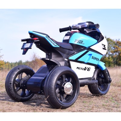 DUŻY MOTOR ŚCIGACZ  STRONG 2 EXCLUSIVE, ŚWIECĄCE KOŁA, 3 KOŁOWY/HT5188