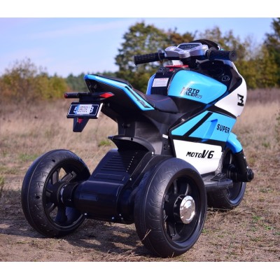 DUŻY MOTOR ŚCIGACZ  STRONG 2 EXCLUSIVE, ŚWIECĄCE KOŁA, 3 KOŁOWY/HT5188