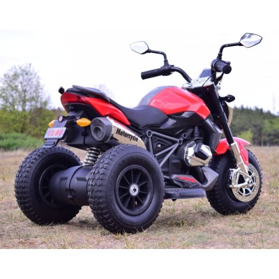 NAJNOWSZY  WIELKI MOTOR , POMPOWANE KOŁA, PANEL, DŹWIĘKI, SKÓRA, STRONG2/1280