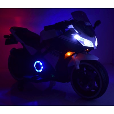 MEGA MOTOR ŚCIGACZ STRONG 2 EXCLUSIVE, ŚWIECĄCE KOŁA, GAZ W MANETCE, HAMULEC/DLS07