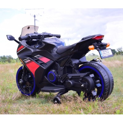 MEGA MOTOR ŚCIGACZ STRONG 2 EXCLUSIVE, ŚWIECĄCE KOŁA, GAZ W MANETCE, HAMULEC/DLS07
