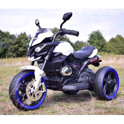 MOTOR MOTO 3 KOŁOWY, ŚWIECĄCE KOŁA, GAZ W MANETCE/BH818