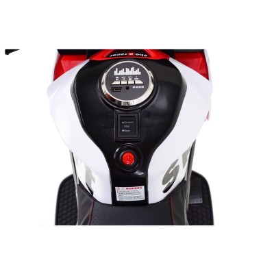 MEGA MOTOR 3 KOŁOWY SPORT, DWA SILNIKI , MIĘKKIE KOŁA, MIĘKKIE SIEDZENIE, GAZ W MANETCE/FB6886