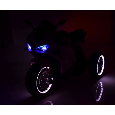 MEGA MOTOR 3 KOŁOWY BUPAITI, DWA SILNIKI , ŚWIECĄCE KOŁA/BPD-818