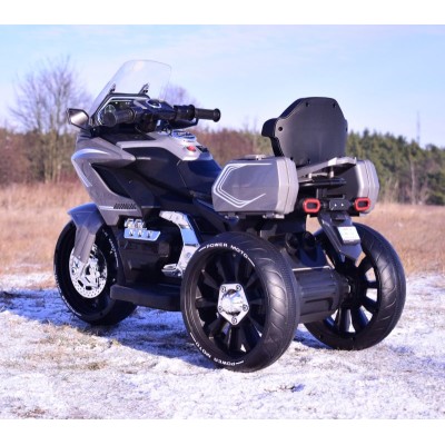 MEGA MOTOR  TURYSTYCZNY  NA AKUMULATOR , LAKIER, ŚWIATŁA/ HLW1688