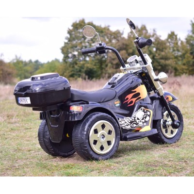 PIERWSZY MOTOR CHOPPER NA AKUMULATOR Z KUFERKIEM/LL777-1
