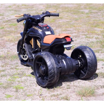 MOTOR CHOPPER NA AKUMULATOR , MIĘKKIE KOŁA, MIĘKKIE SIEDZENIE, PILOT/BDL1188