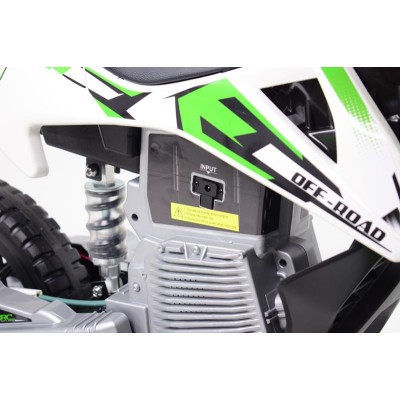 WIELKI MOTOR OFF ROAD MIĘKKIE KOŁA, GAZ W MANETCE, MIĘKKIE SIEDZENIE/JT5006