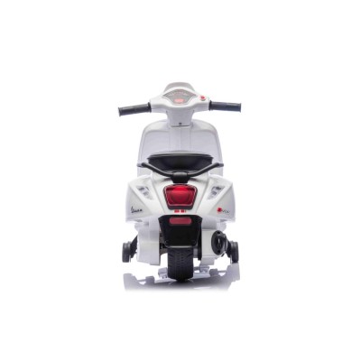 Pierwszy skuter na akumulator dla dziecka Vespa, licencja