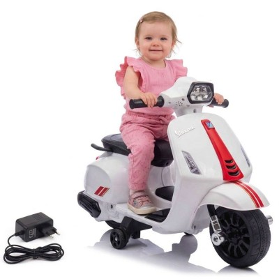 Pierwszy skuter na akumulator dla dziecka Vespa, licencja