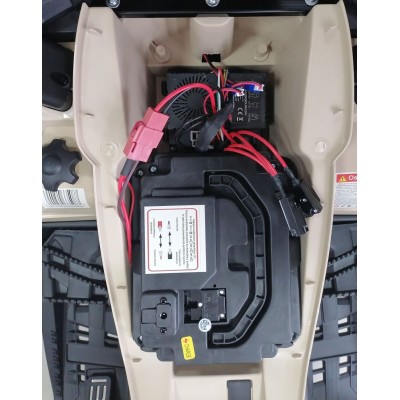 QUAD CAN AM  OUTLANDER 4X4, PILOT 800 WATT, PASY BEZPIECZEŃSTWA/DK-CA005