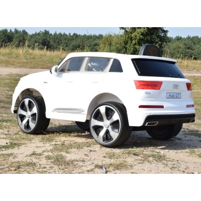 ORYGINALNE   AUDI Q7 W NAJLEPSZEJ WERSJI/ 2188