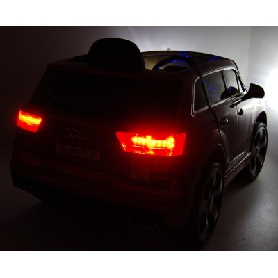 ORYGINALNE   AUDI Q7 W NAJLEPSZEJ WERSJI / 2188