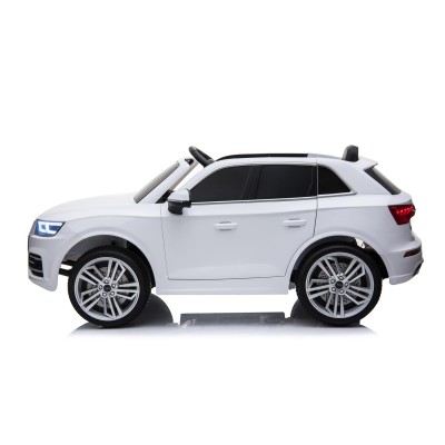 AUDI Q5 , MIĘKKIE KOŁA, MIĘKKIE SIEDZENIE, RADIO FM, BLUETOOTH -  PEŁNA OPCJA/S305