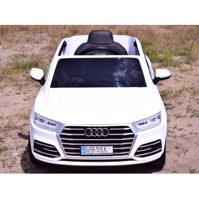 AUDI Q5 , MIĘKKIE KOŁA, MIĘKKIE SIEDZENIE, RADIO FM, BLUETOOTH -  PEŁNA OPCJA/S305